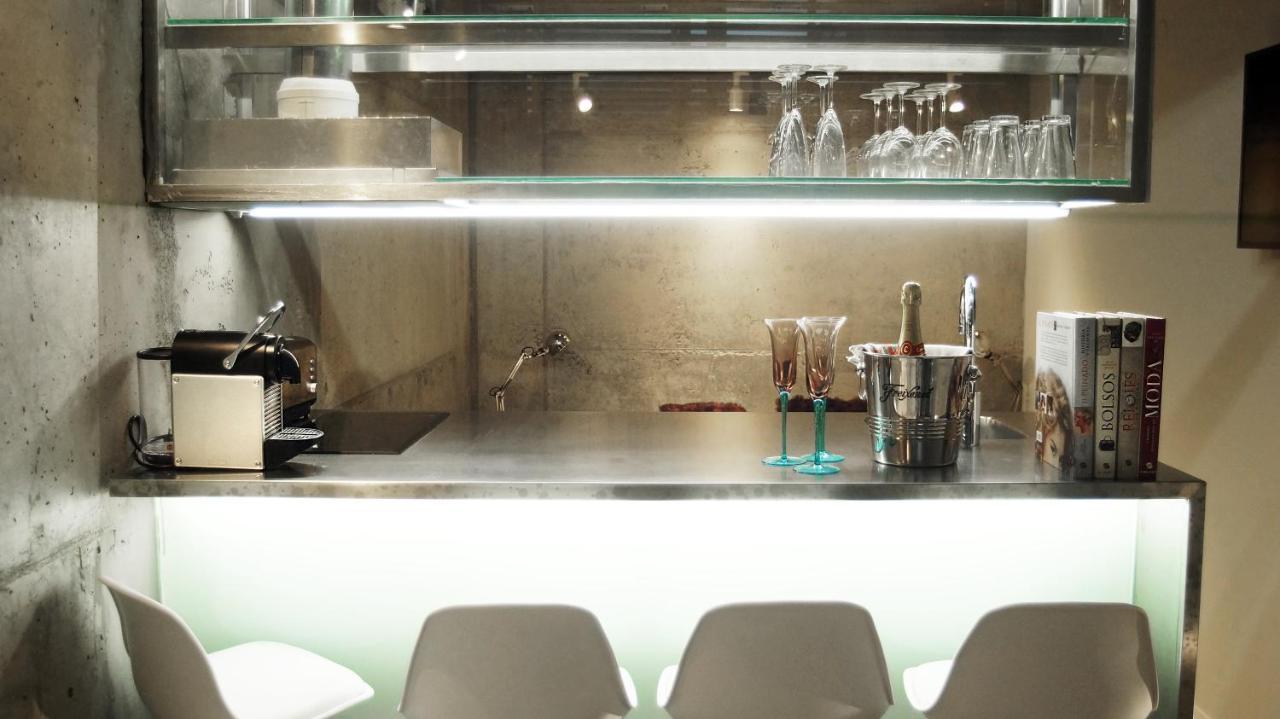 My Space Barcelona Pool City Center Eksteriør billede